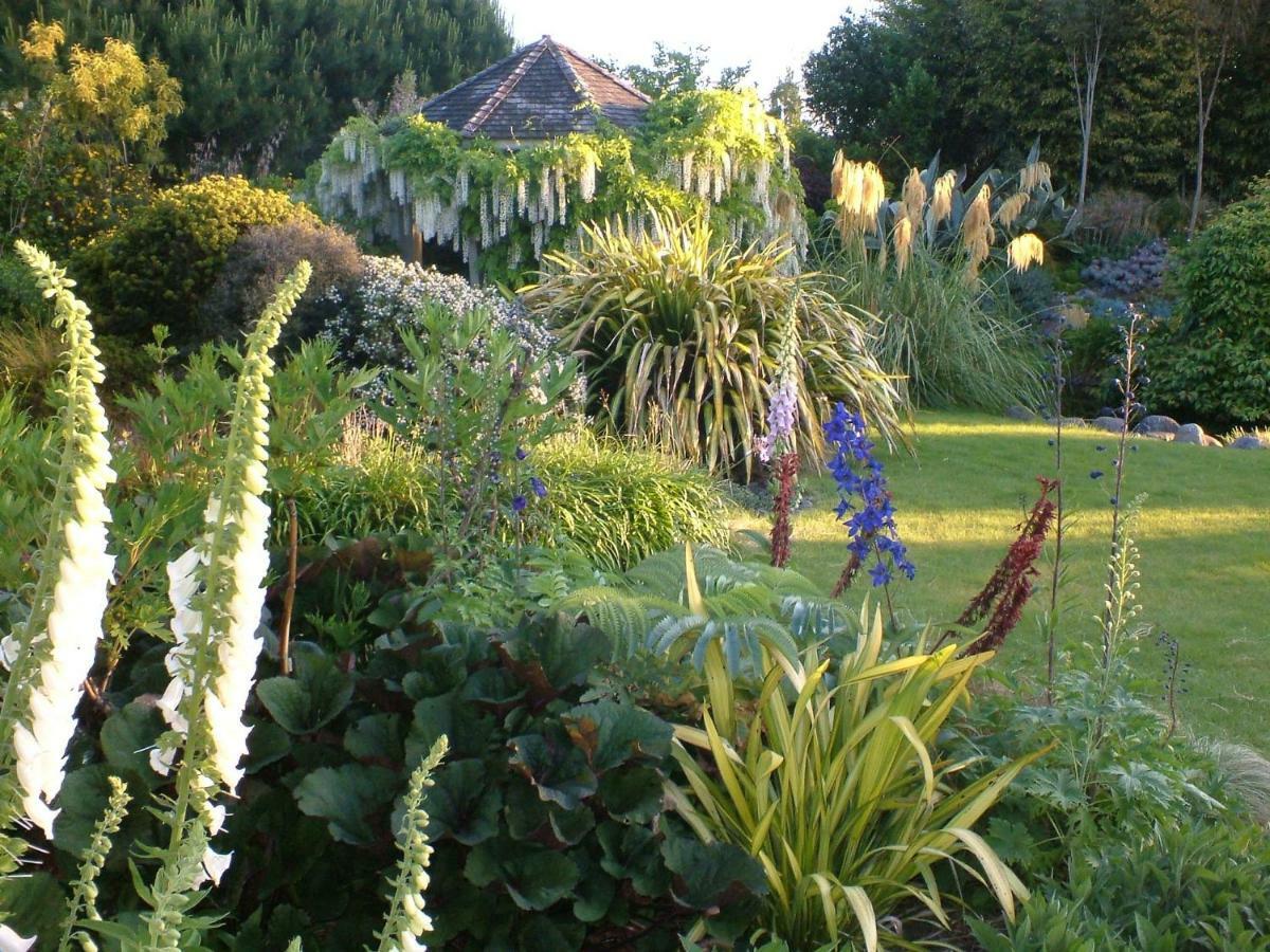 English Cherry Tree Manor Tamahere Exterior foto